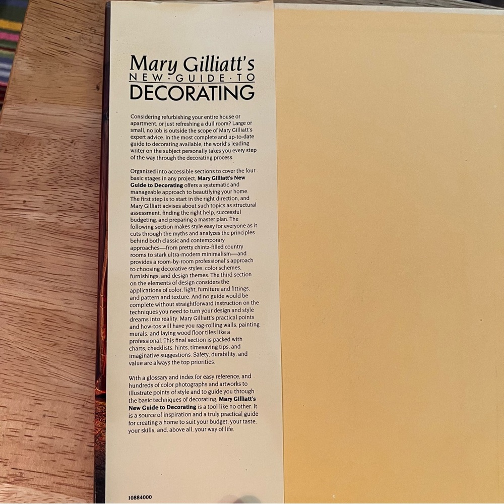 Vintage, First Edition, Mary Gilliatt’s New Guide To Decorating - Picture 4 of 8